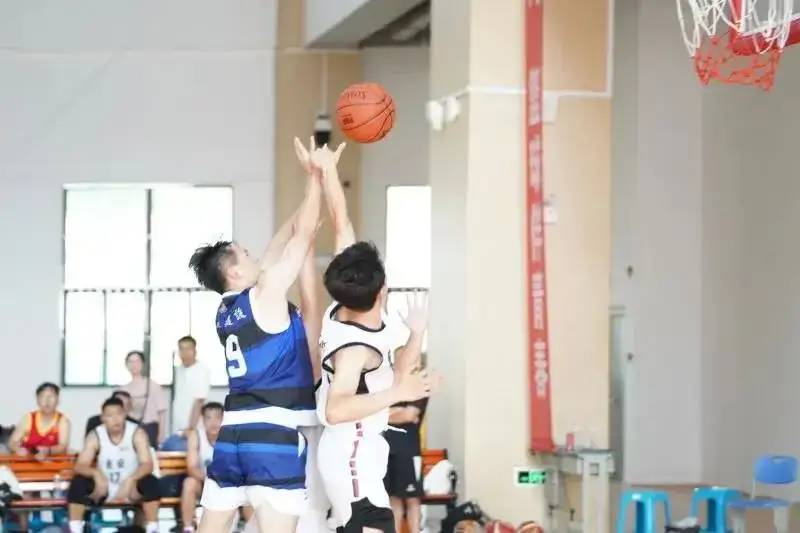 连江教职工篮球赛进入“巅峰对决”